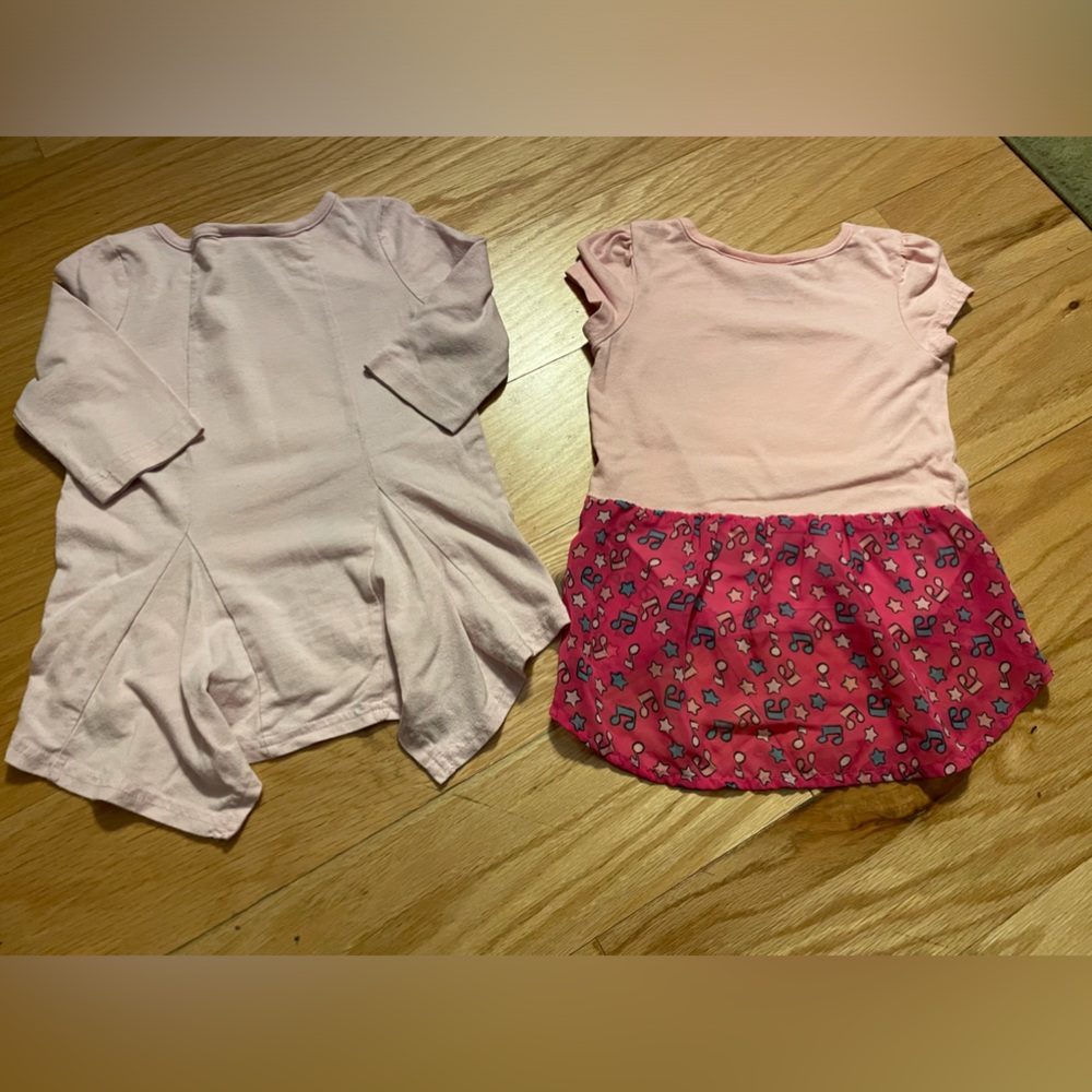 Hello Kitty pair of shirts 3T - Picture 5 of 5